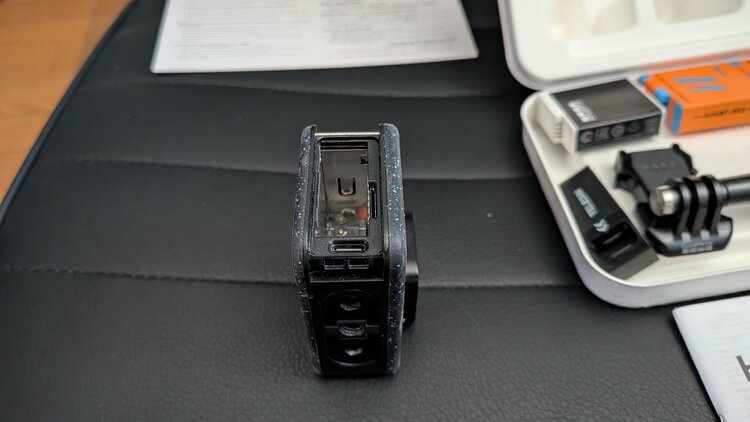 GoProHERO12（カメラ）の商品画像 - 査定依頼日：2026年5月30日 - 最高査定価格：18,100円