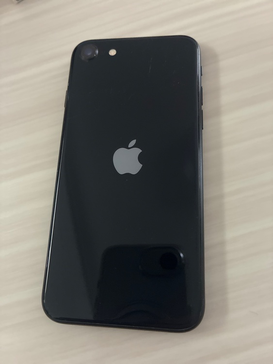 iPhone iPhone SE (第 3 世代) 128GB docomo（スマホ）の商品画像 - 査定依頼日：2026年6月12日 - 最高査定価格：19,000円