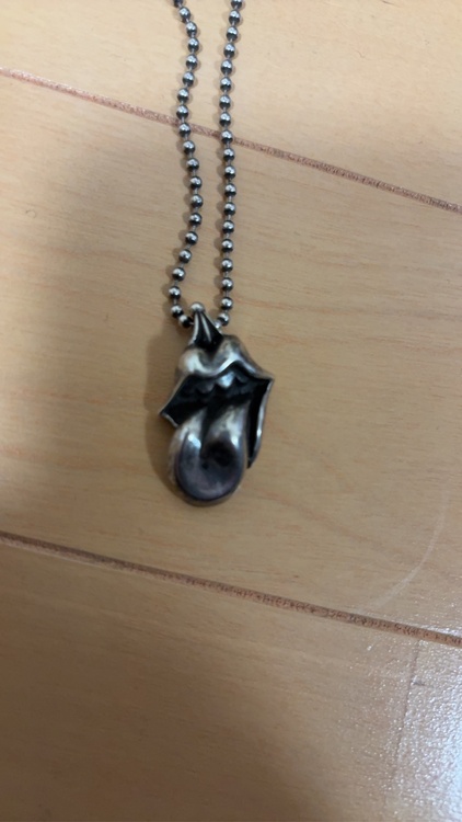 ローリングストーンズネックレス（古着・ファッション）の商品画像 - 査定依頼日：2026年4月4日 - 最高査定価格：98,000円