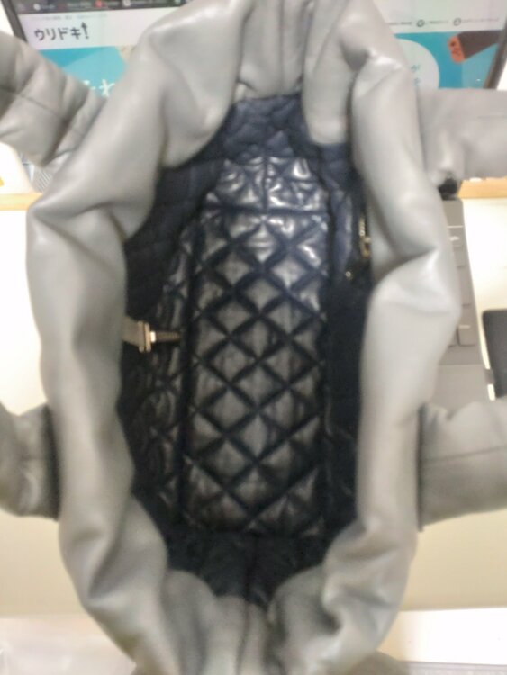 シャネル　コココクーン　オールレザー　グレー（ブランドバッグ）の商品画像 - 査定依頼日：2026年3月2日 - 最高査定価格：120,000円