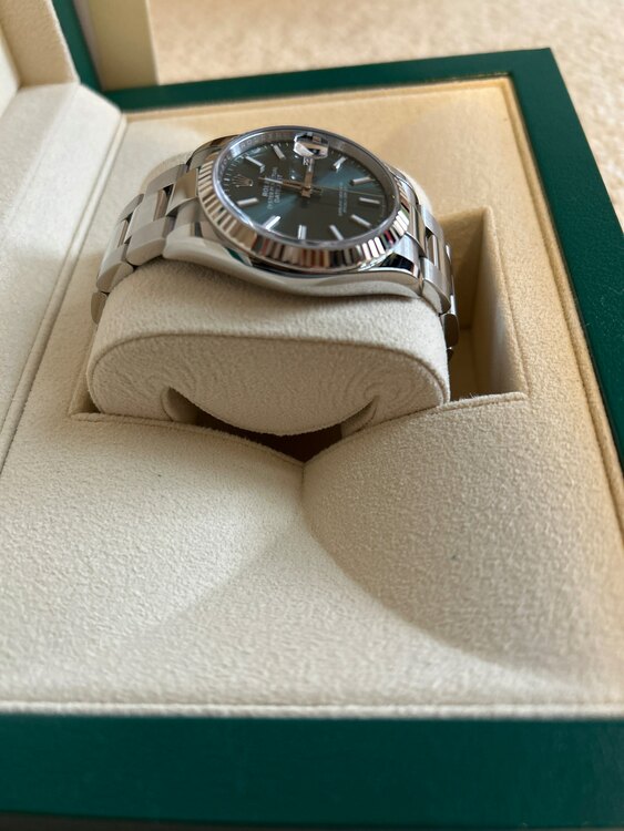 ロレックス デイトジャスト 12623（高級時計）の商品画像 - 査定依頼日：2025年5月10日 - 最高査定価格：1,500,000円