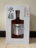 デュワーズ21年ミズナラ500ml（お酒）の商品画像 - 査定依頼日：2026年3月30日 - 最高査定価格：9,000円
