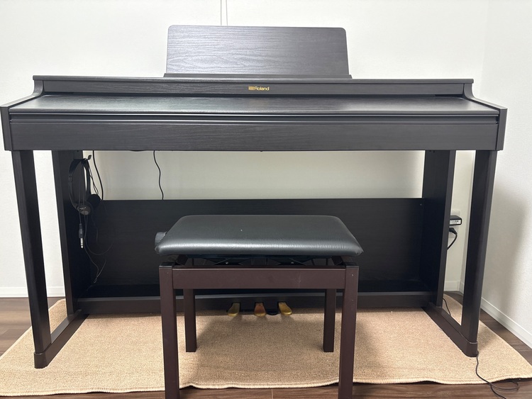 品番RP701DR 整番Z9N8698  2022年製（ピアノ・楽器・PA機材）の商品画像 - 査定依頼日：2025年8月23日 - 最高査定価格：12,000円