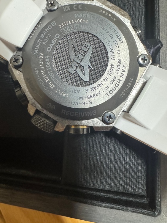 MRG-B2000SG-1AJR（高級時計）の商品画像 - 査定依頼日：2025年8月27日 - 最高査定価格：100,000円