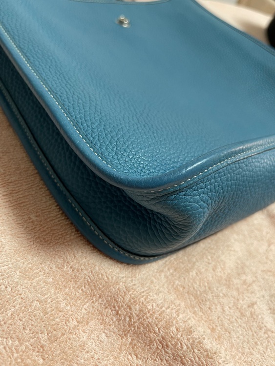 エルメス　エブリン　ブルージーン（ブランドバッグ）の商品画像 - 査定依頼日：2025年7月28日 - 最高査定価格：270,000円