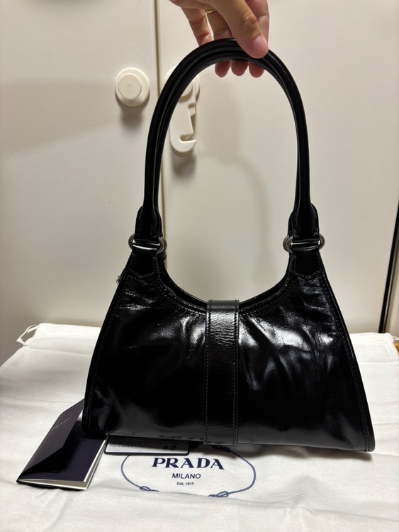 プラダ  （ブランドバッグ）の商品画像 - 査定依頼日：2026年4月28日 - 最高査定価格：225,000円