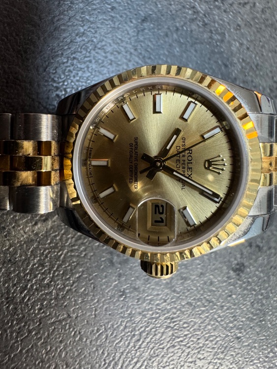 ロレックス デイトジャスト R（高級時計）の商品画像 - 査定依頼日：2025年12月2日 - 最高査定価格：9,960,000円