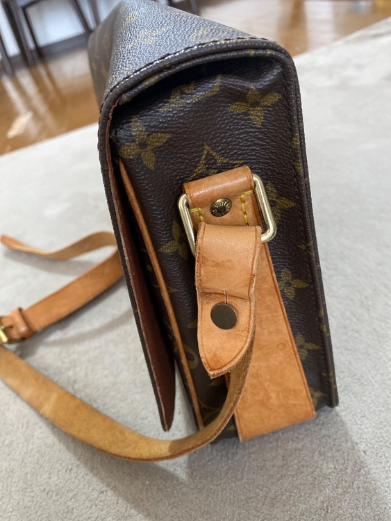 わからない（ブランドバッグ）の商品画像 - 査定依頼日：2026年3月5日 - 最高査定価格：100,000円