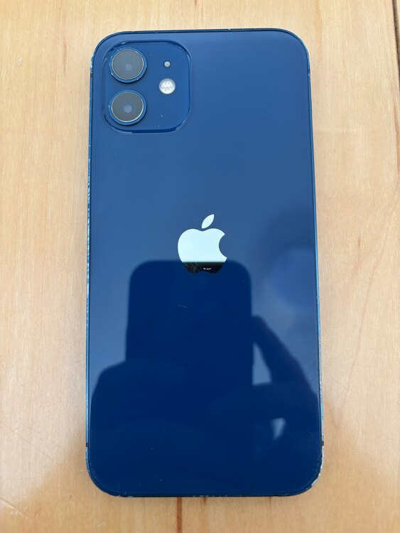 iPhone 12 128GB docomo（スマホ）の商品画像 - 査定依頼日：2025年2月1日 - 最高査定価格：37,000円