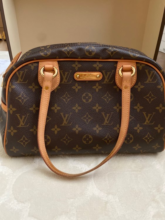 グイユ　トートバッグ（ブランドバッグ）の商品画像 - 査定依頼日：2022年8月27日 - 最高査定価格：80,000円