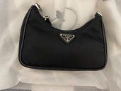 プラダ  （ブランドバッグ）の商品画像 - 査定依頼日：2025年11月27日 - 最高査定価格：400,000円