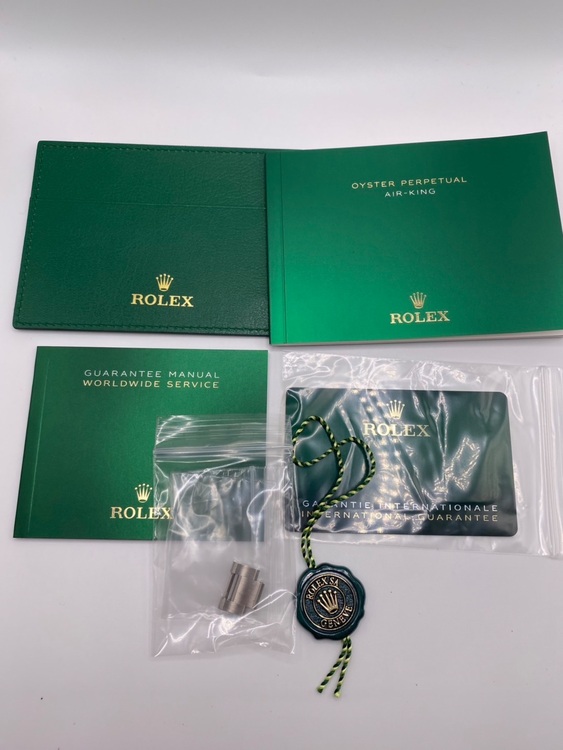 ロレックス 126900 Q6305258（高級時計）の商品画像 - 査定依頼日：2025年8月1日 - 最高査定価格：1,150,000円