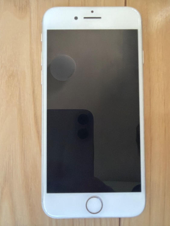 iPhone8（スマホ）の商品画像 - 査定依頼日：2026年4月11日 - 最高査定価格：2,000円