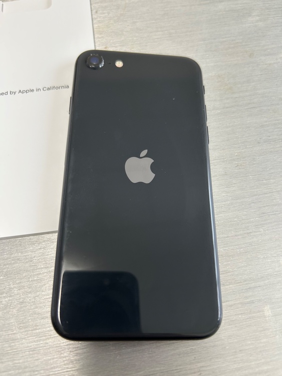 iPhone iPhone SE (第 2 世代) 128GB SIMフリー（スマホ）の商品画像 - 査定依頼日：2026年6月27日 - 最高査定価格：9,000円