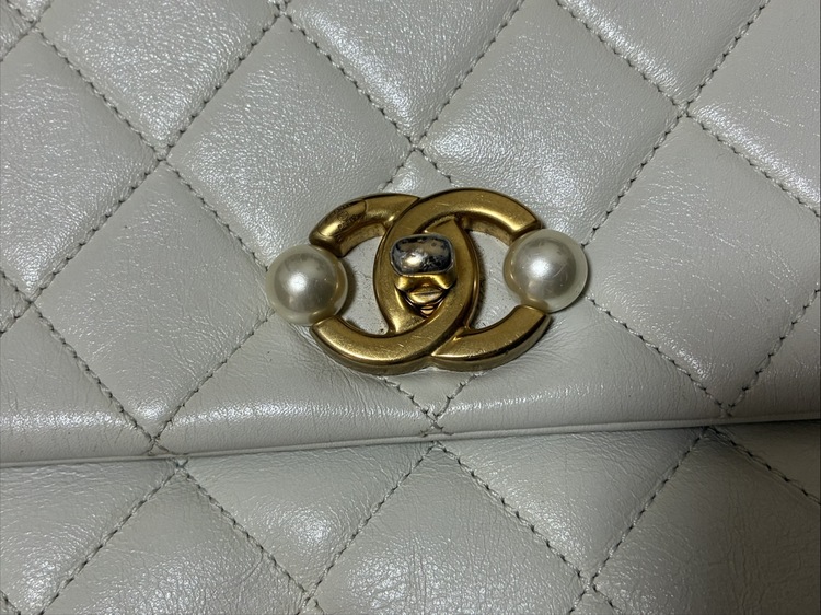 AS3000（ブランドバッグ）の商品画像 - 査定依頼日：2026年4月2日 - 最高査定価格：370,000円