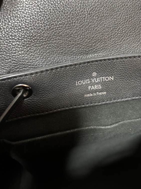 ロックミー（ブランドバッグ）の商品画像 - 査定依頼日：2026年3月6日 - 最高査定価格：95,000円