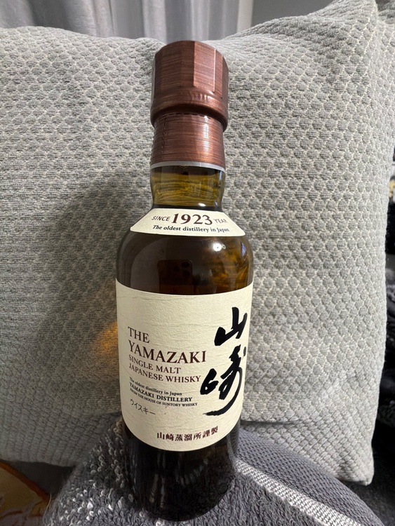 ウイスキー サントリー山崎 （お酒）の商品画像 - 査定依頼日：2026年5月2日 - 最高査定価格：2,000円