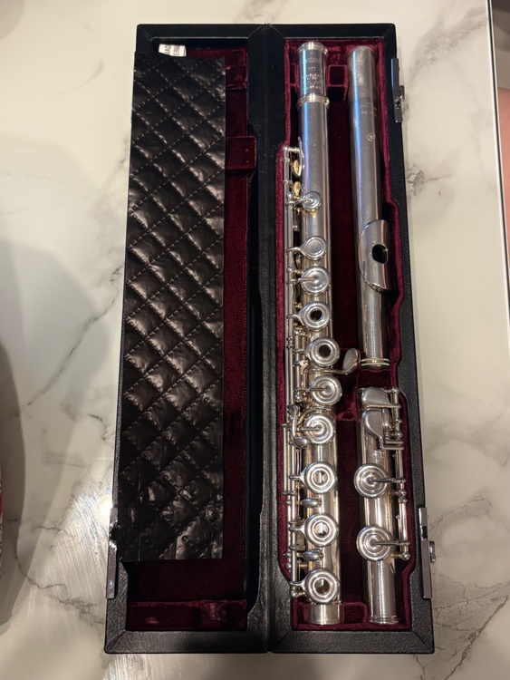 YAMAHAフルート777（ピアノ・楽器・PA機材）の商品画像 - 査定依頼日：2026年4月21日 - 最高査定価格：220,000円