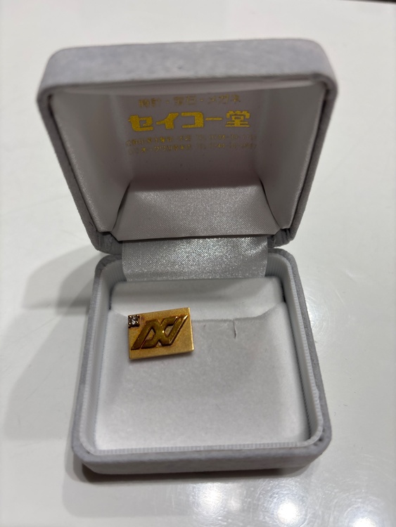 会社バッチ4.3gな現在価格（金・貴金属）の商品画像 - 査定依頼日：2026年3月3日 - 最高査定価格：94,000円