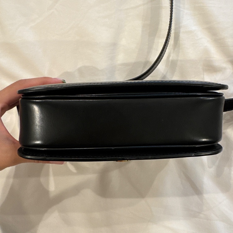 セリーヌ（ブランドバッグ）の商品画像 - 査定依頼日：2026年10月6日 - 最高査定価格：100,000円