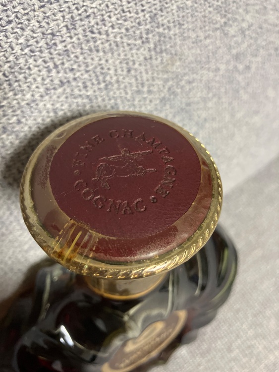 ブランデー レミーマルタン （お酒）の商品画像 - 査定依頼日：2025年10月3日 - 最高査定価格：6,000円