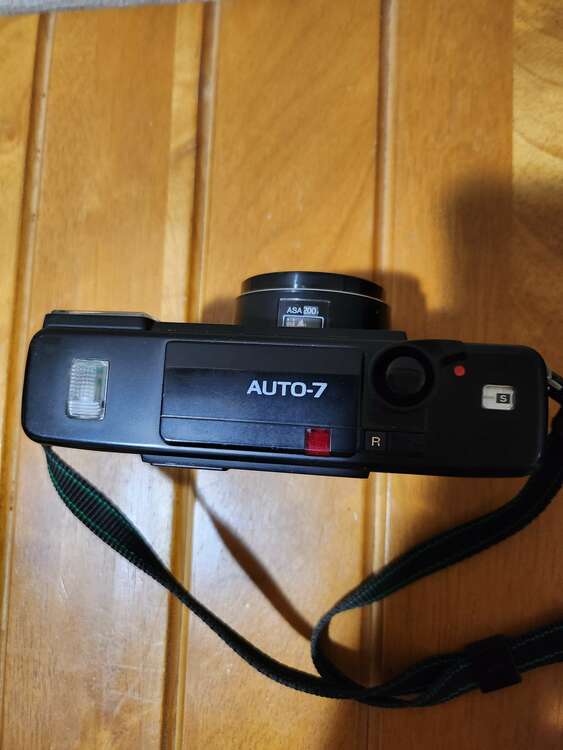 AUTO-7（カメラ）の商品画像 - 査定依頼日：2025年3月11日 - 最高査定価格：100円