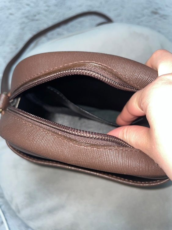 バーバリー バッグ（ブランドバッグ）の商品画像 - 査定依頼日：2026年1月27日 - 最高査定価格：7,000円