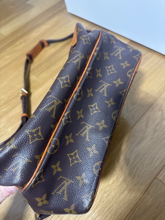 モノグラム　ナイル（ブランドバッグ）の商品画像 - 査定依頼日：2025年10月16日 - 最高査定価格：20,000円