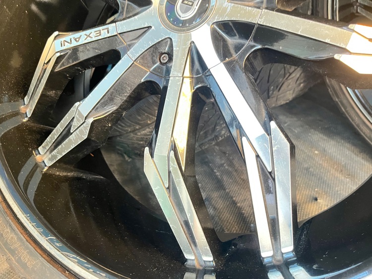 LEXANI　ARTE26インチ（カー用品）の商品画像 - 査定依頼日：2025年7月20日 - 最高査定価格：12,000円