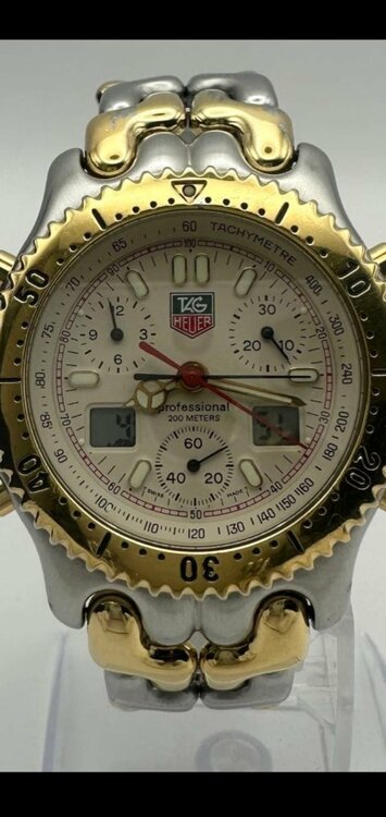 タグホイヤー その他 CG1123（高級時計）の商品画像 - 査定依頼日：2026年2月10日 - 最高査定価格：950,000円