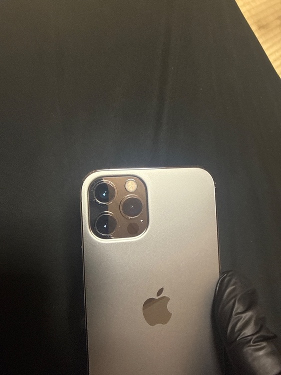 iPhone12Pro F17DX0CJ0D8R（スマホ）の商品画像 - 査定依頼日：2026年3月26日 - 最高査定価格：100,000円