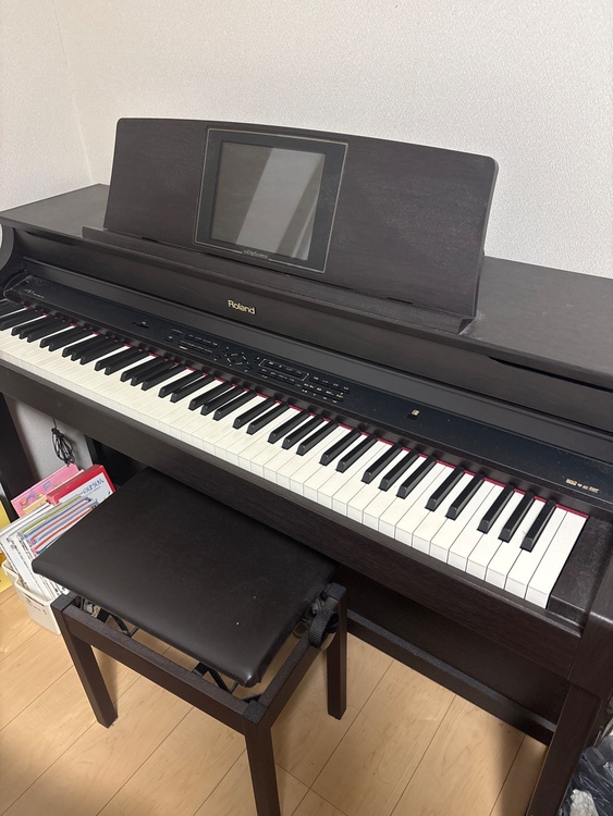 HPi-7F（ピアノ・楽器・PA機材）の商品画像 - 査定依頼日：2026年1月13日 - 最高査定価格：5,000円