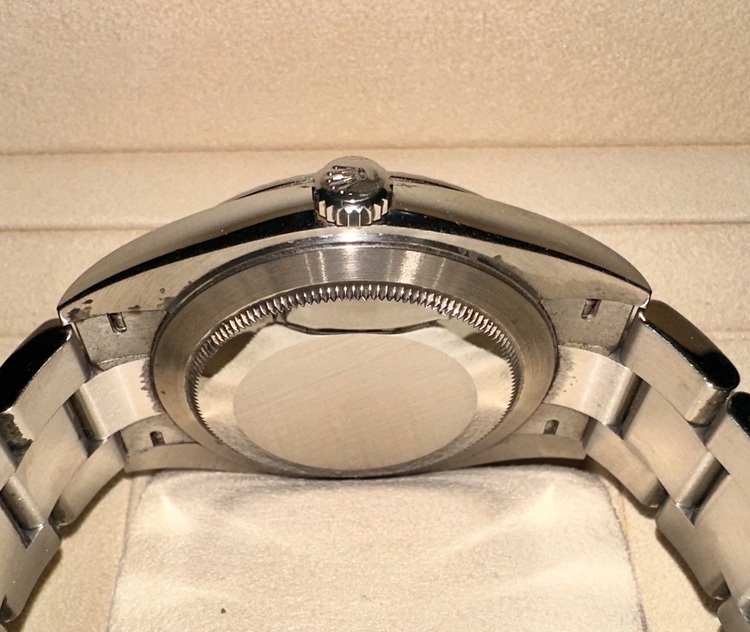 ロレックス デイトジャスト 126334（高級時計）の商品画像 - 査定依頼日：2025年9月10日 - 最高査定価格：2,050,000円