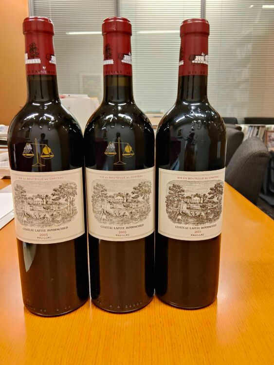 シャトーラフィットロートシルト2005年が2本、2021年が1本の計3本（お酒）の商品画像 - 査定依頼日：2025年9月30日 - 最高査定価格：220,000円