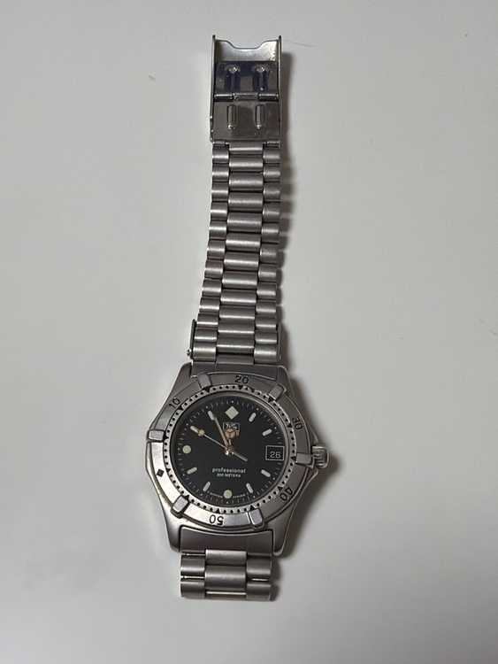 タグホイヤー その他 （高級時計）の商品画像 - 査定依頼日：2026年3月31日 - 最高査定価格：35,000円