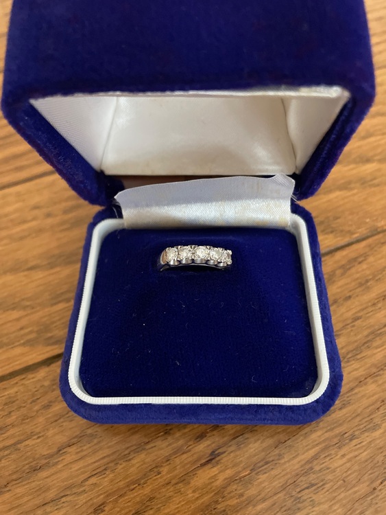 メレダイヤリング（金・貴金属）の商品画像 - 査定依頼日：2025年8月6日 - 最高査定価格：60,000円