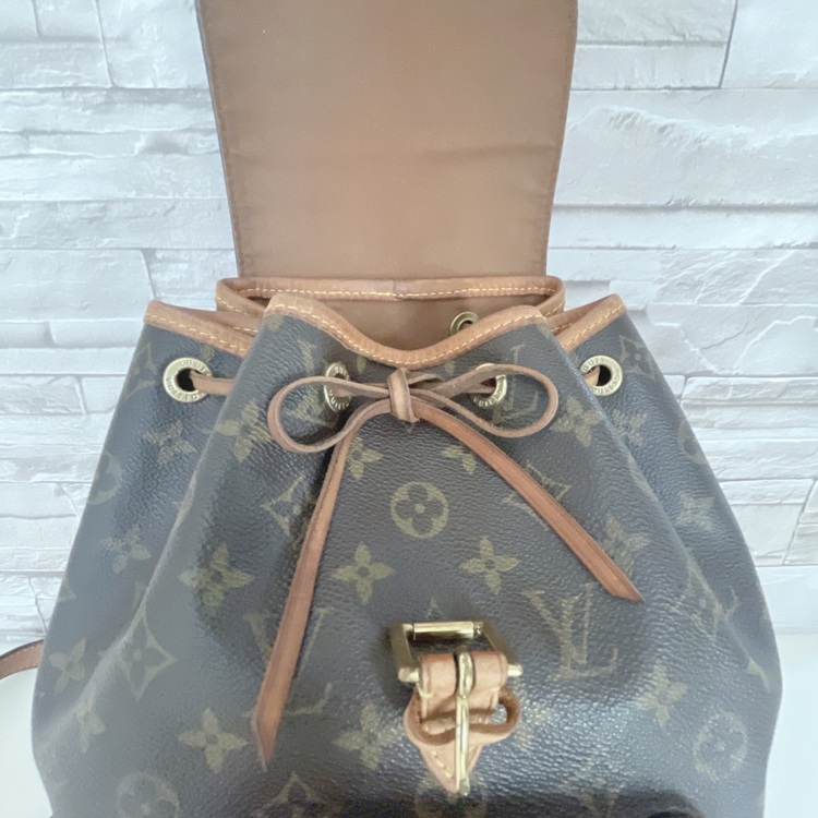 モンスリリュック（ブランドバッグ）の商品画像 - 査定依頼日：2025年10月23日 - 最高査定価格：90,000円