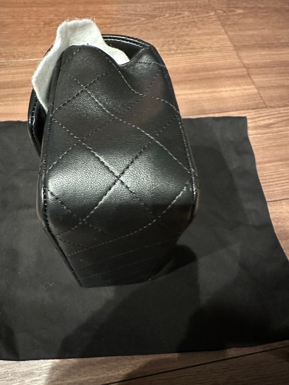 トップハンドルミニ　ラムスキン（ブランドバッグ）の商品画像 - 査定依頼日：2025年11月16日 - 最高査定価格：670,000円