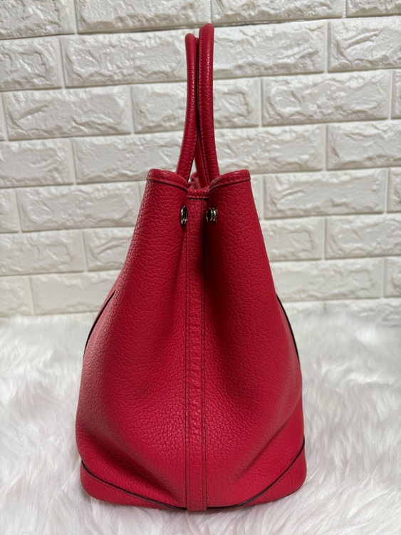 エルメス ガーデンパーティPM ネゴンダ ブーゲンビリア C刻印（ブランドバッグ）の商品画像 - 査定依頼日：2025年11月15日 - 最高査定価格：110,000円