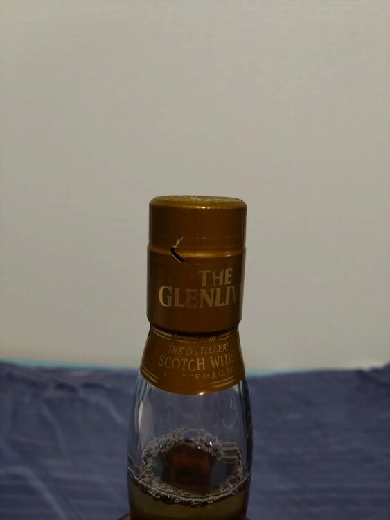 ザ グレンリベット ナデューラ 16年（お酒）の商品画像 - 査定依頼日：2025年8月23日 - 最高査定価格：18,000円