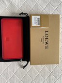 LOEWE ラウンドファスナー アナグラム レザー 長財布 （ブランド財布・小物）の商品画像 - 査定依頼日：2023年6月24日 - 最高査定価格：15,000円