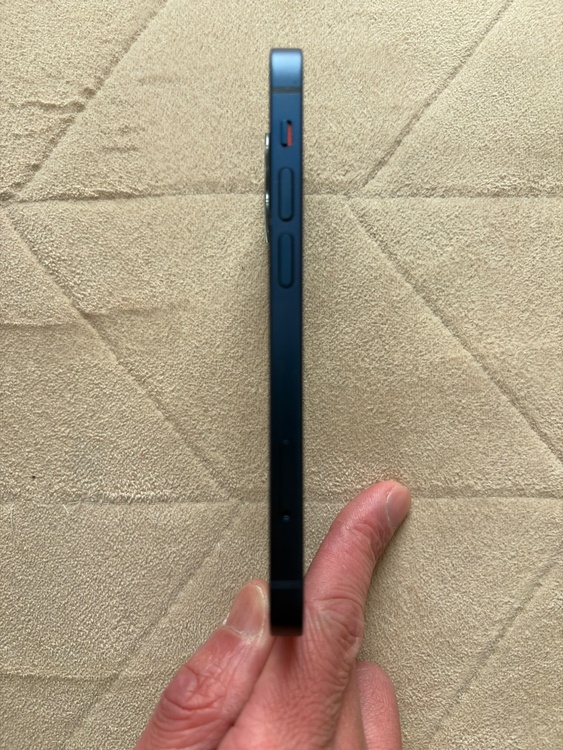 MGDP3J/A（スマホ）の商品画像 - 査定依頼日：2026年3月6日 - 最高査定価格：18,000円