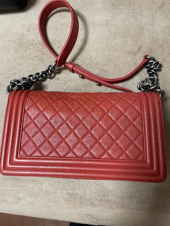 ボーイシャネル　レッド（ブランドバッグ）の商品画像 - 査定依頼日：2025年11月5日 - 最高査定価格：262,000円