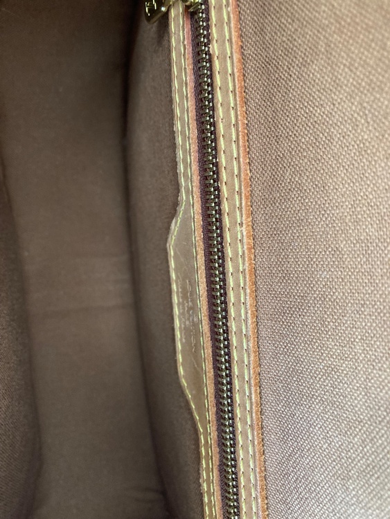 ルイヴィトン モノグラム （ブランドバッグ）の商品画像 - 査定依頼日：2026年3月15日 - 最高査定価格：100,000円