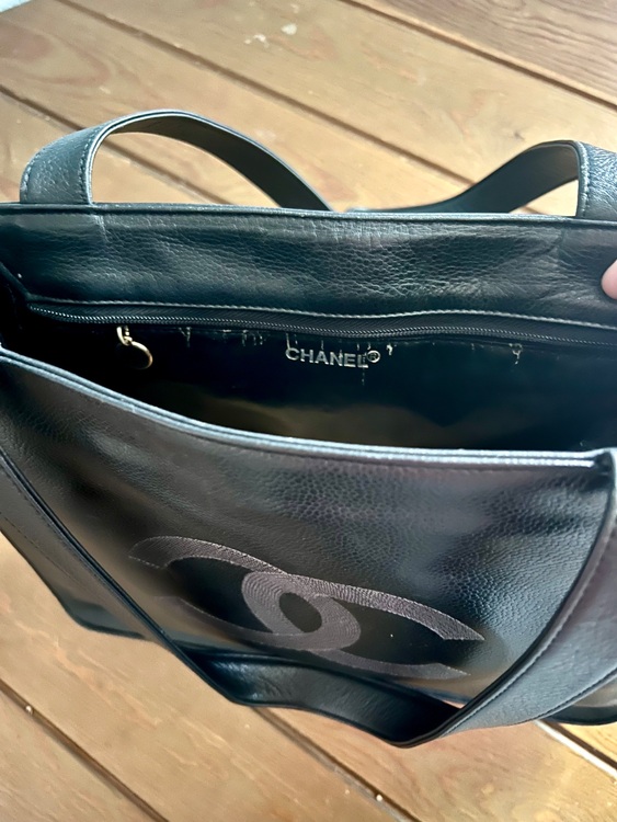 トートバッグ（ブランドバッグ）の商品画像 - 査定依頼日：2025年7月7日 - 最高査定価格：100,000円