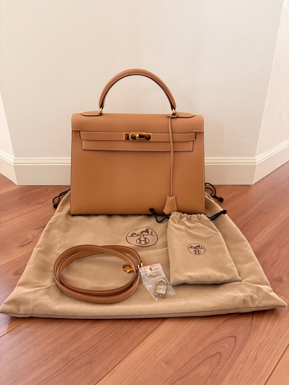 エルメス ケリー （ブランドバッグ）の商品画像 - 査定依頼日：2026年3月30日 - 最高査定価格：2,000,000円