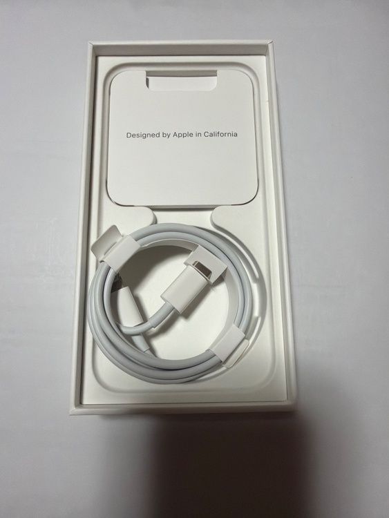 iPhone iPhone 13 mini 128GB au（スマホ）の商品画像 - 査定依頼日：2026年6月29日 - 最高査定価格：33,000円