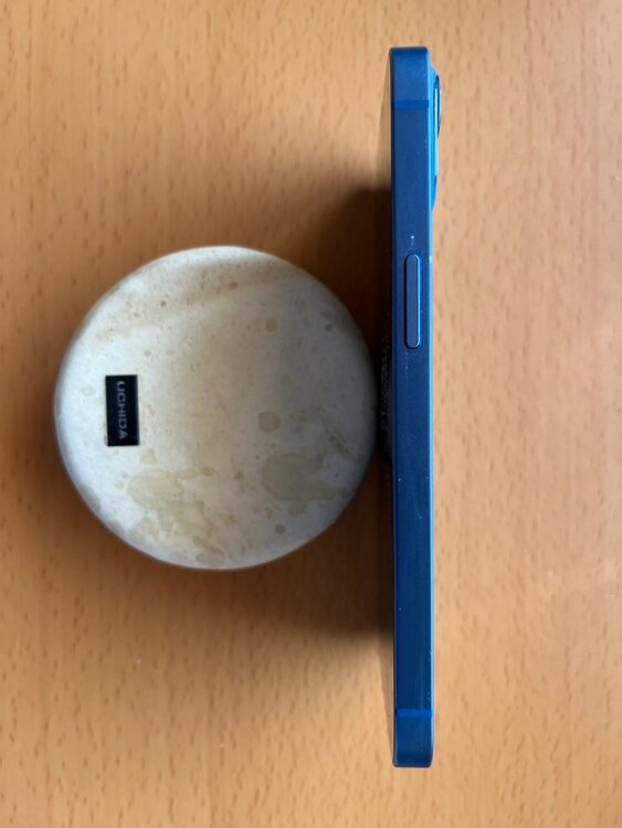 LX4X9W3HKN（スマホ）の商品画像 - 査定依頼日：2025年4月27日 - 最高査定価格：35,000円