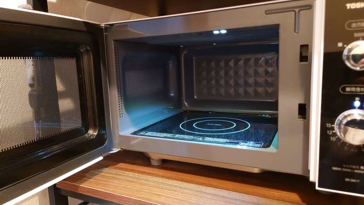 東芝 電子レンジ 17L ホワイトTOSHIBA ER-SM17-W（家電）の商品画像 - 査定依頼日：2022年11月8日 - 最高査定価格：1,500円