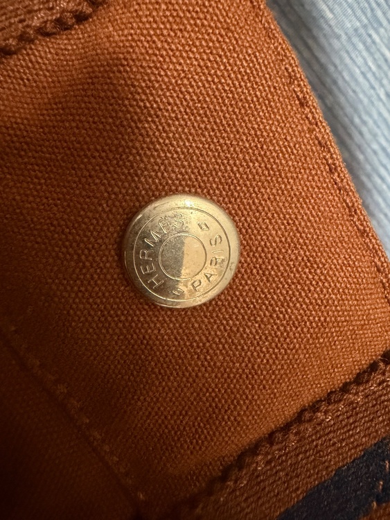 エルメス　フールトゥ　キャンバス　トートバッグ（ブランドバッグ）の商品画像 - 査定依頼日：2026年8月27日 - 最高査定価格：12,000円